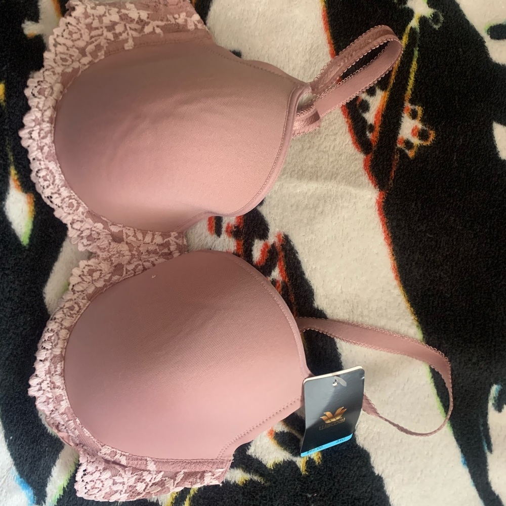 New Pink Wacoal Lace Bra Size 34C